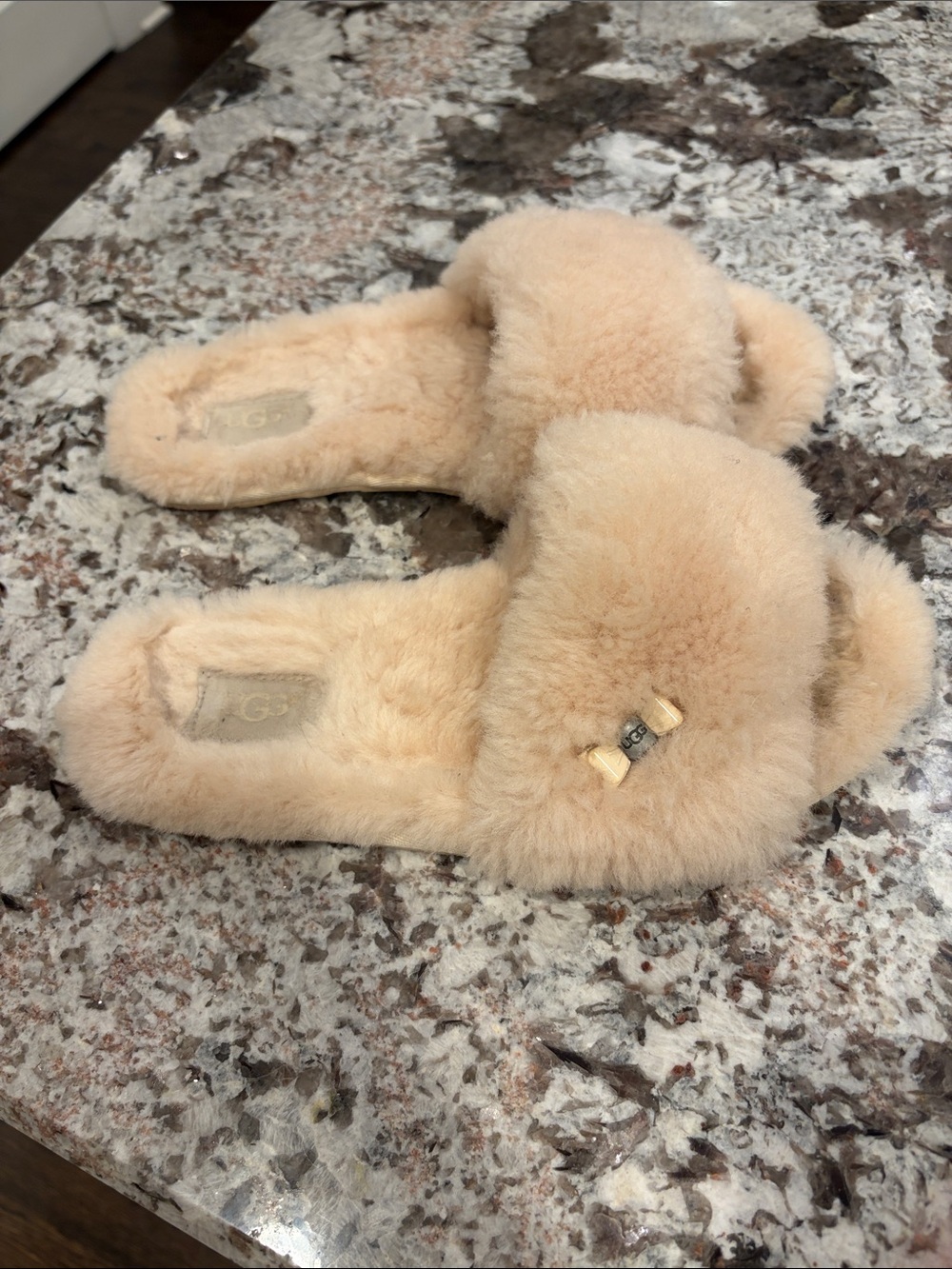 UGG Plush Sheepskin Slide Sandals size 7